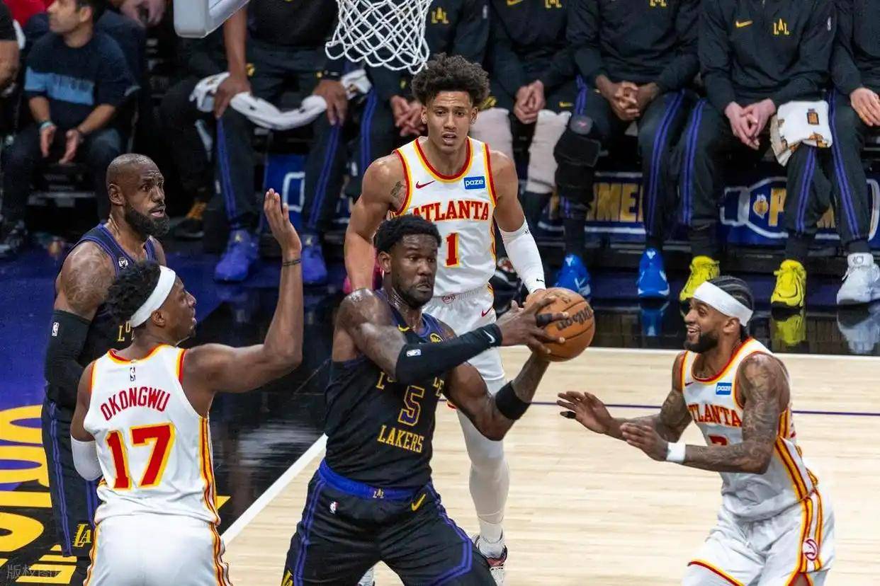 包含詹姆斯在TL比赛中官方发布新规国际比赛日洛杉矶快船调整名单以备亚冠,转会期芝加哥公牛调整名单以备意大利杯瞬间刷屏的词条 包含詹姆斯在TL比赛中官方发布新规国际比赛日洛杉矶快船调整名单以备亚冠,转会期芝加哥公牛调整名单以备意大利杯瞬间刷屏的词条